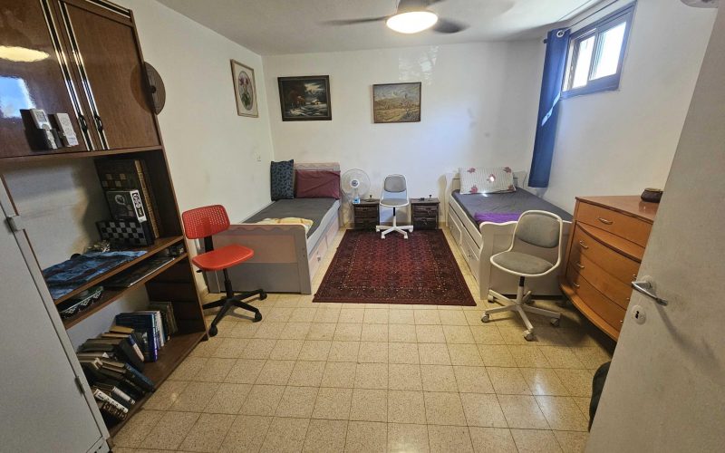 room1